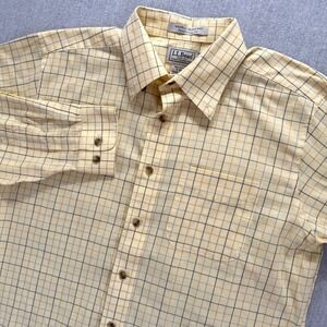 LL Bean Button Up Shirt Men Medium Wrinkle Resistant Traditional Fit Long Sleeve